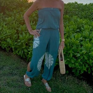 Boheme by Skemo Jumpsuit in Green with pockets. Women size Small